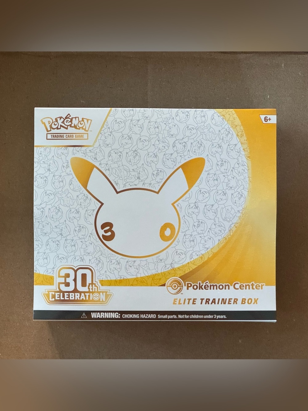 Pokémon 30th Celebration Pokémon Center Elite Trainer Box ETB New